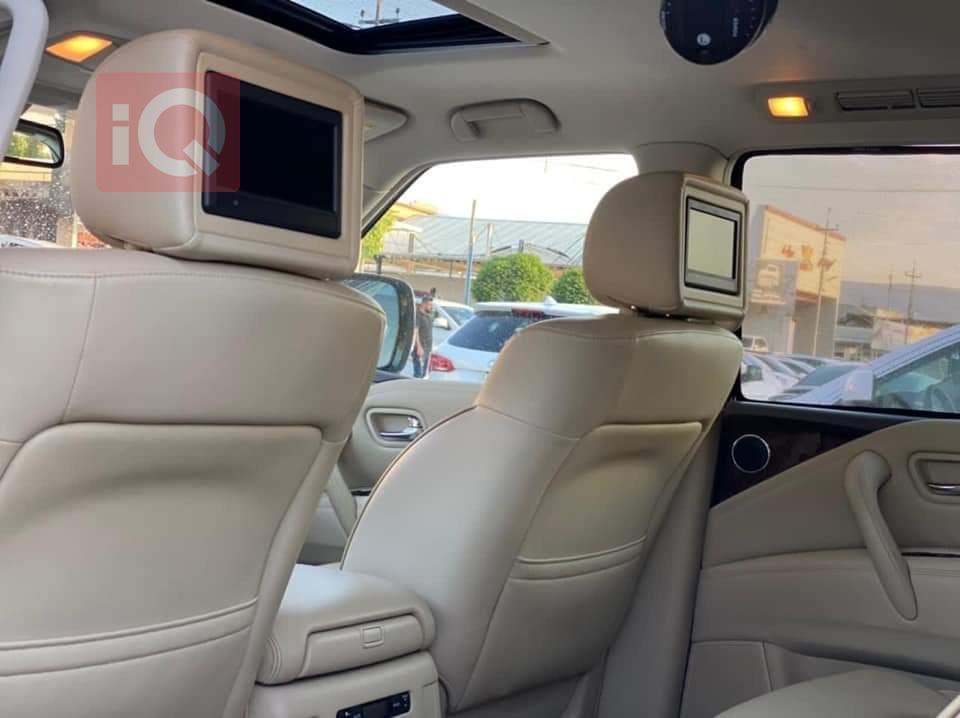 Infiniti QX56